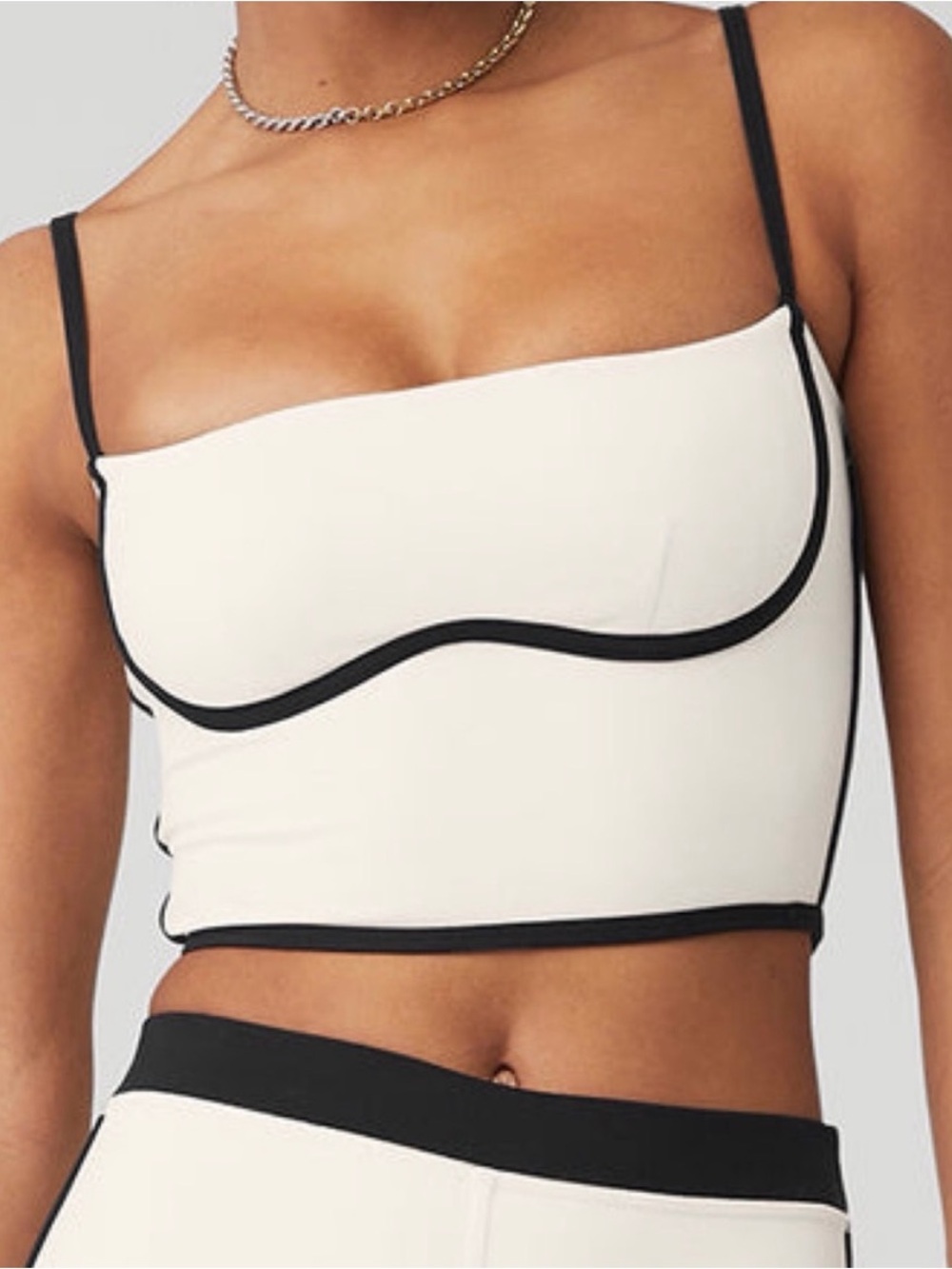 Alo yoga airbrushed streamline tank bra size small white black